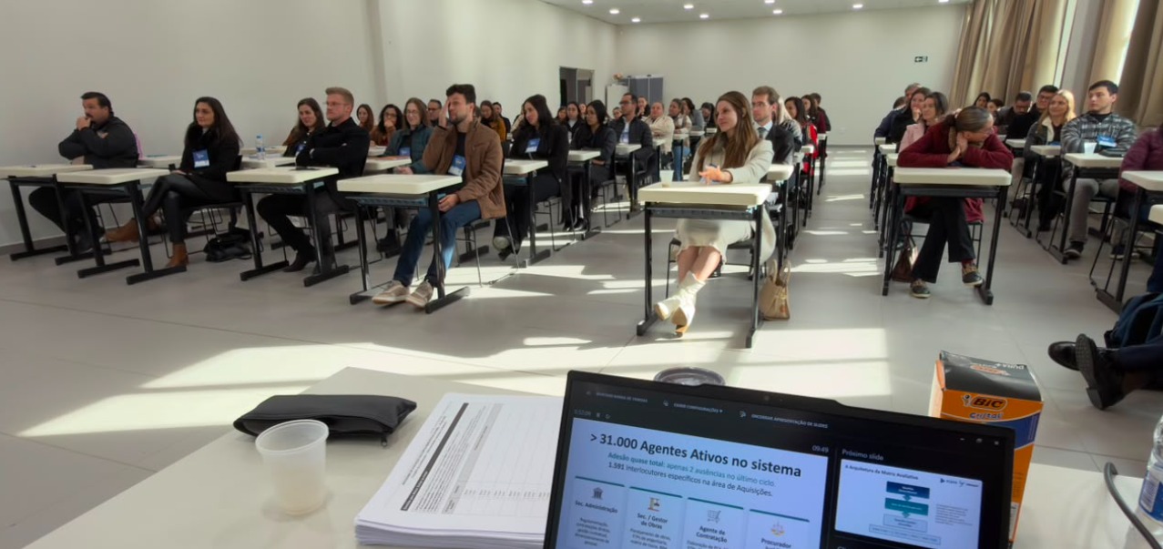 Participantes de oficinas do TCE-PR sobre o Progov e o Prolegis em Irati